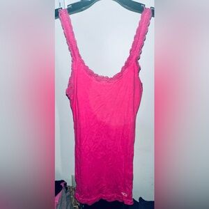 Women’s Y2K Hollister Lace Trim Tank Top - Hot Pink
